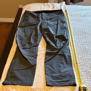 REI Men's Cargo Pants in Dark Gray